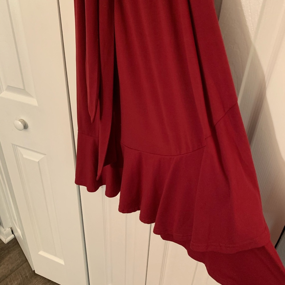 Classy, Comfortable Spring Dress - Picture 3 of 7